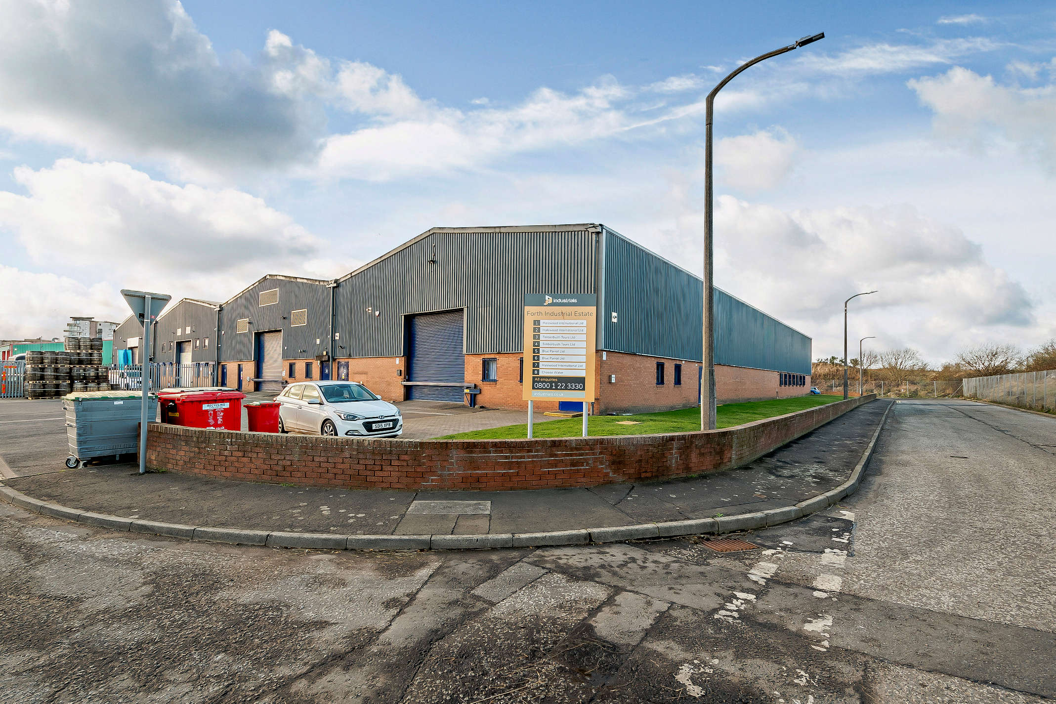 Image of exterior of industrial unit in Forth Industrial Estate